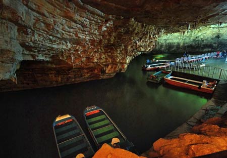 長(zhǎng)沙出發(fā)到黃龍洞、張家界國(guó)家森林公園三日游